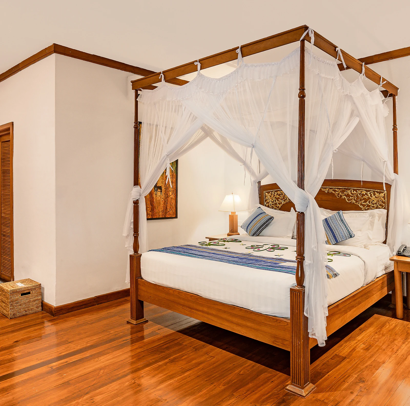 Ahtinkaya Executive Suite