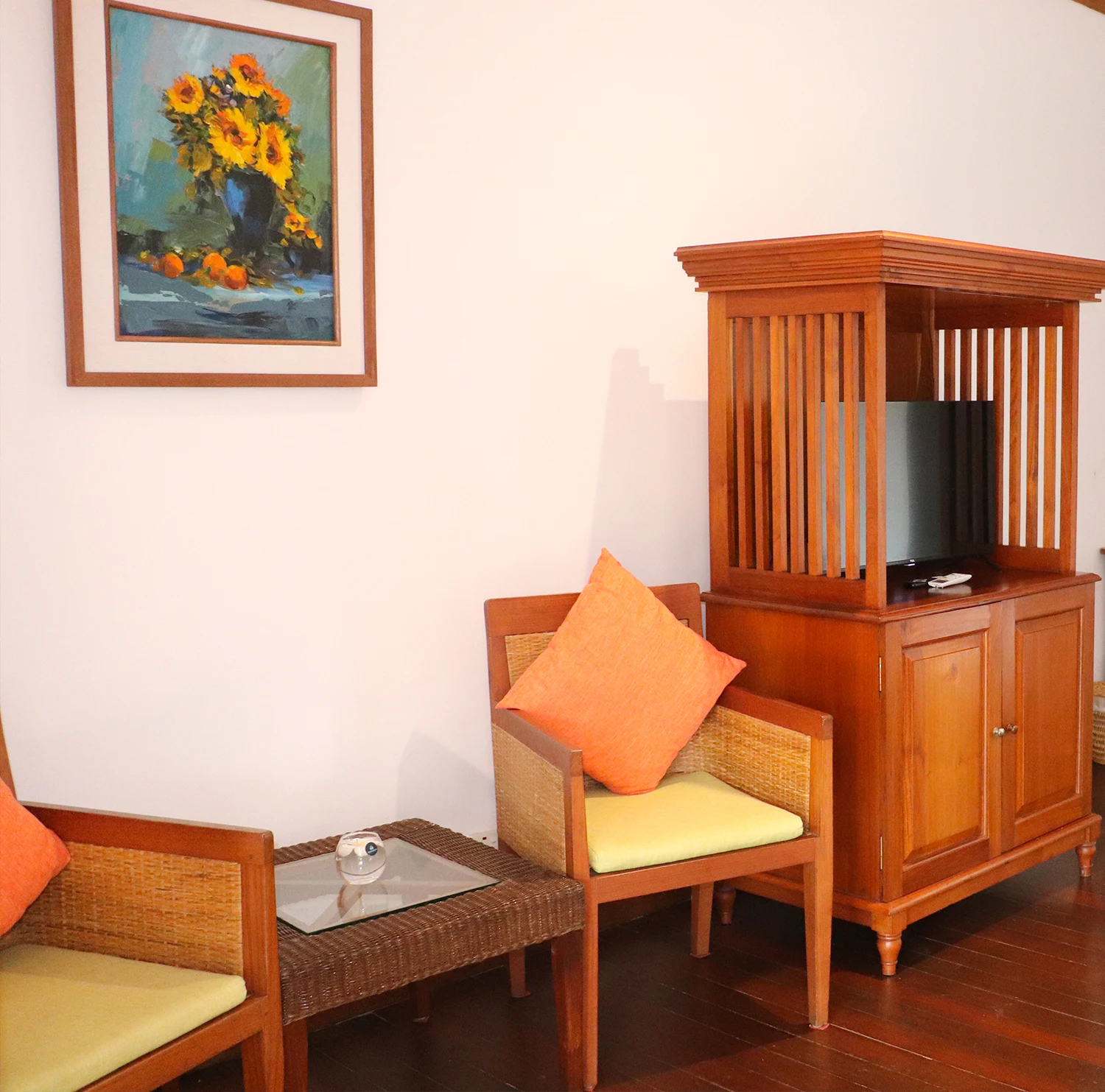 SEAVIEW VILLA SECOND ROW